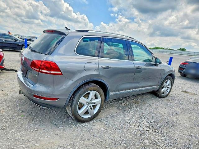 Aukcja sprzedaży 2014 Volkswagen Touareg, vin: WVGEP9BP8ED012652, numer aukcji: 54311456