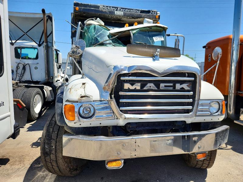 Продаж на аукціоні авто 2003 Mack 700 Ct, vin: 1M2AG11C33M003143, номер лоту: 54970836