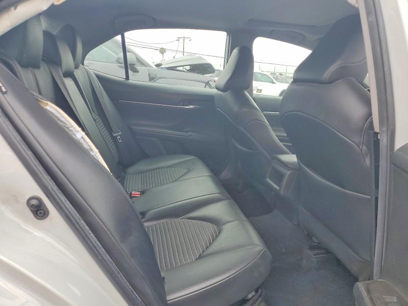 53381106 :رقم المزاد ، 4T1S31AK7NU043719 vin ، 2022 Toyota Camry Hybrid مزاد بيع