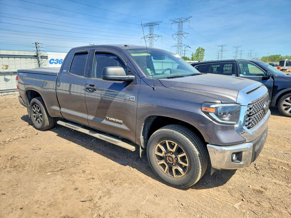 53514946 :رقم المزاد ، 5TFUW5F13KX777621 vin ، 2019 Toyota Tundra مزاد بيع