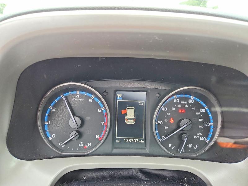 54195526 :رقم المزاد ، 2T3WFREV2JW477446 vin ، 2018 Toyota Rav4 مزاد بيع