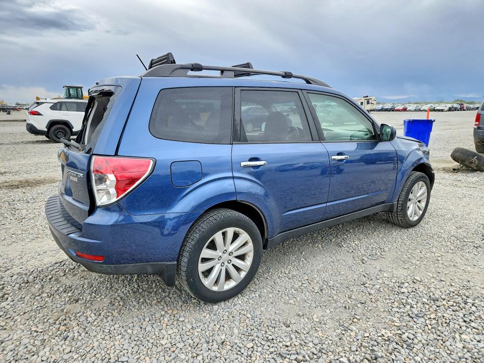52228336 :رقم المزاد ، JF2SHADC5DH425895 vin ، 2013 Subaru Forester مزاد بيع