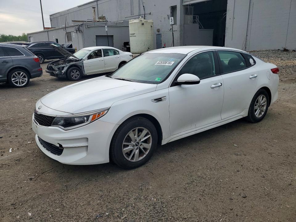 Auction sale of the 2016 Kia Optima, vin: 5XXGT4L39GG081026, lot number: 52658616