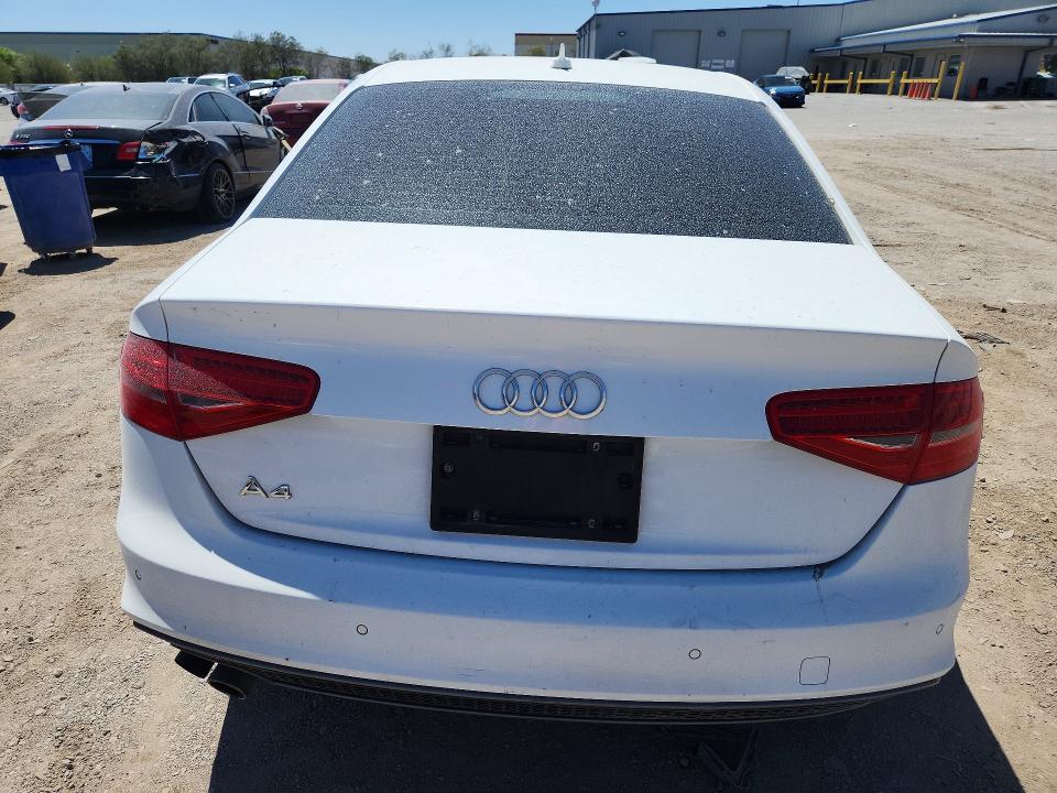 2015 Audi A4 მანქანა იყიდება აუქციონზე, vin: WAUEFAFL4FN013385, აუქციონის ნომერი: 42014336