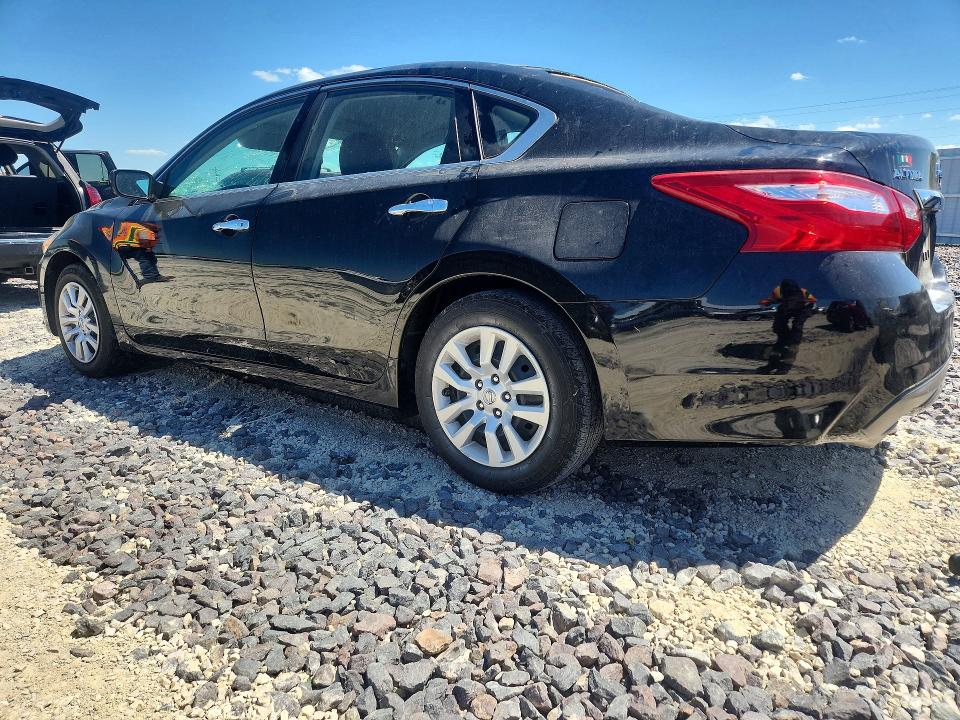 Продажа на аукционе авто 2016 Nissan Altima, vin: 1N4AL3AP0GN368917, номер лота: 52194746