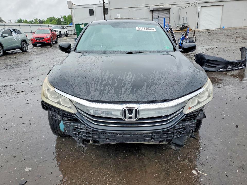 2017 Honda Accord მანქანა იყიდება აუქციონზე, vin: 1HGCR2F35HA246002, აუქციონის ნომერი: 54131836