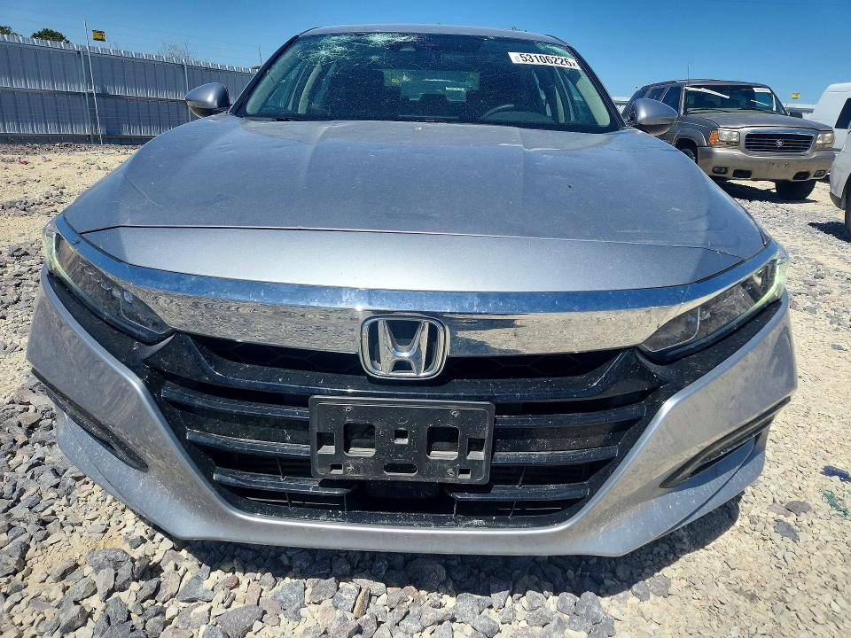 Продажа на аукционе авто 2018 Honda Accord, vin: 1HGCV1F49JA047068, номер лота: 53106226
