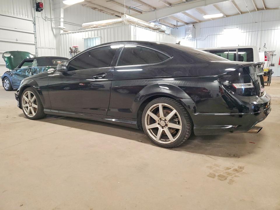 Продажа на аукционе авто 2013 Mercedes-benz C, vin: WDDGJ4HB3DF999246, номер лота: 54764376
