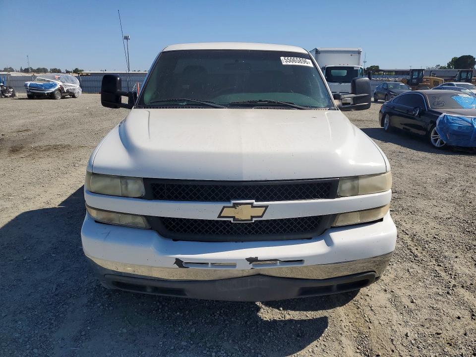 Auction sale of the 2002 Chevrolet Silverado, vin: 1GBHC24U32Z243095, lot number: 55065896