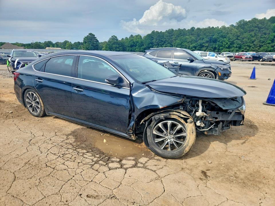 55315596 :رقم المزاد ، 4T1BK1EB4GU208335 vin ، 2016 Toyota Avalon مزاد بيع