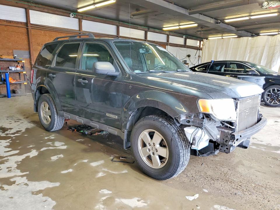 52828666 :رقم المزاد ، 1FMCU93138KA14237 vin ، 2008 Ford Escape مزاد بيع