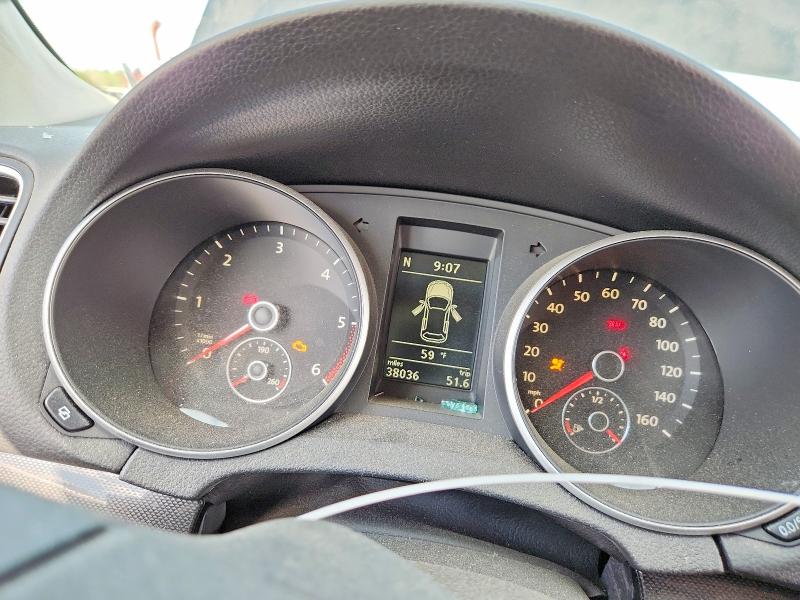 2010 Volkswagen Jetta მანქანა იყიდება აუქციონზე, vin: 3VWPL7AJXAM701694, აუქციონის ნომერი: 53419456