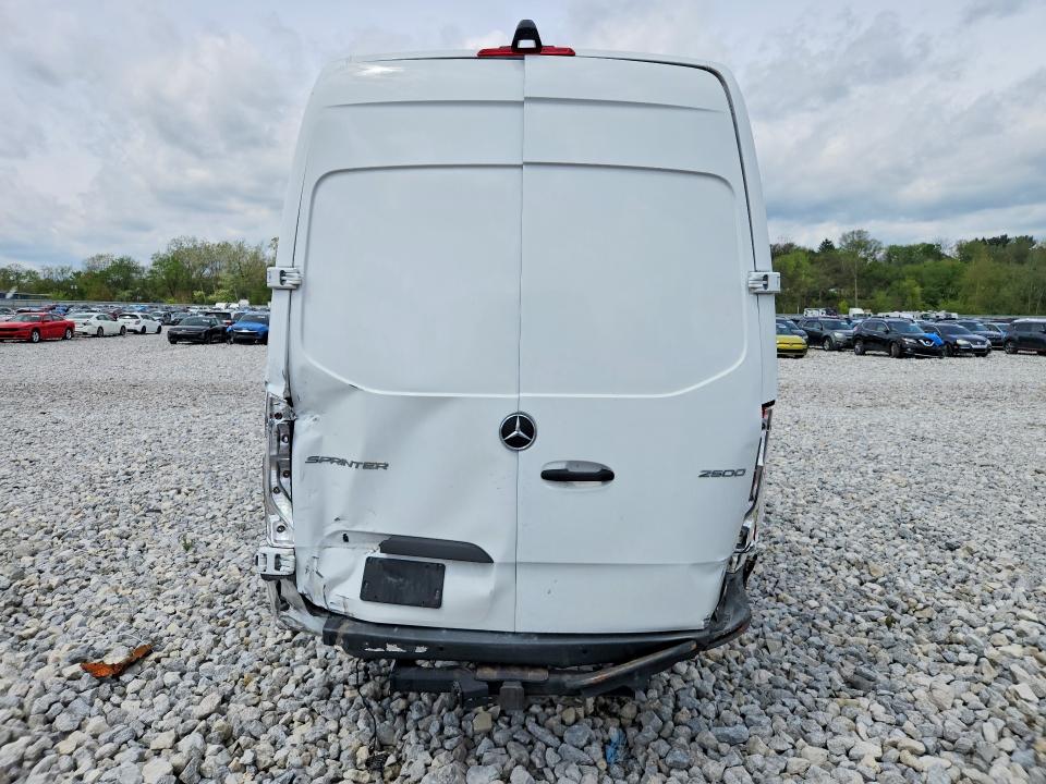 50898616 :رقم المزاد ، W1Y4ECHY9NT120038 vin ، 2022 Mercedes Benz Sprinter مزاد بيع