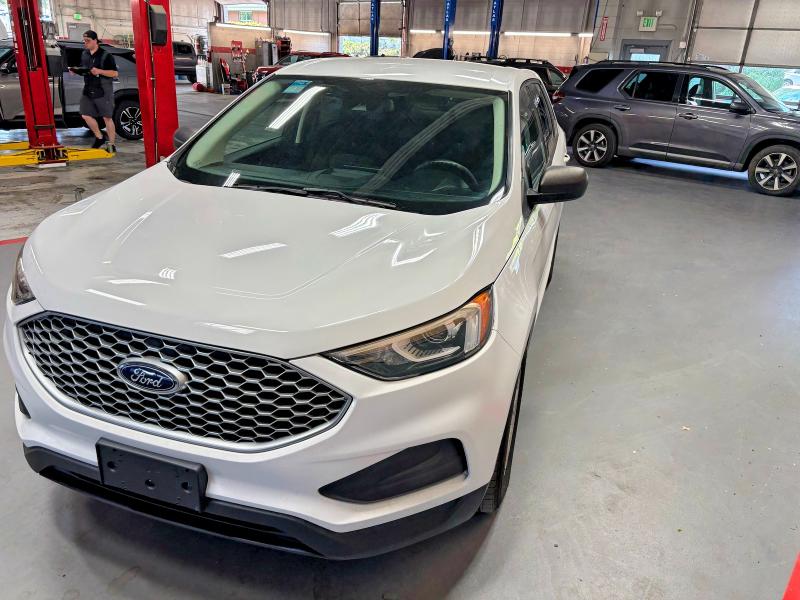 53663676 :رقم المزاد ، 2FMPK4G9XRBA83092 vin ، 2024 Ford Edge مزاد بيع