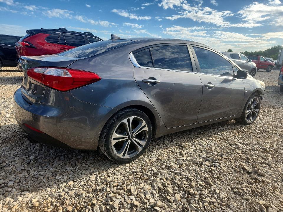 52663186 :رقم المزاد ، KNAFX4A8XG5474467 vin ، 2016 Kia Forte مزاد بيع