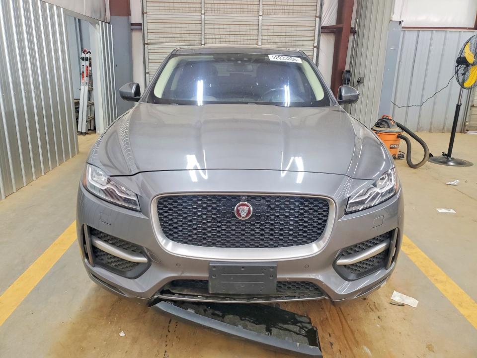 Продажа на аукционе авто 2017 Jaguar F-pace, vin: SADCL2BV4HA076582, номер лота: 52035356