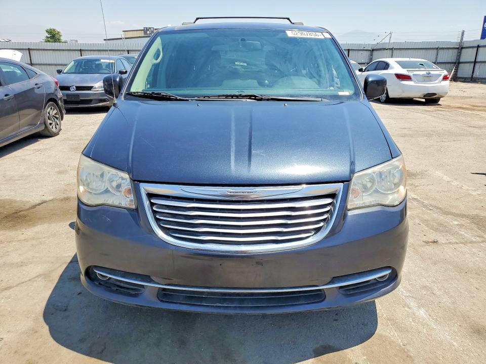 2014 Chrysler Town And Country მანქანა იყიდება აუქციონზე, vin: 2C4RC1BG3ER444095, აუქციონის ნომერი: 52907856