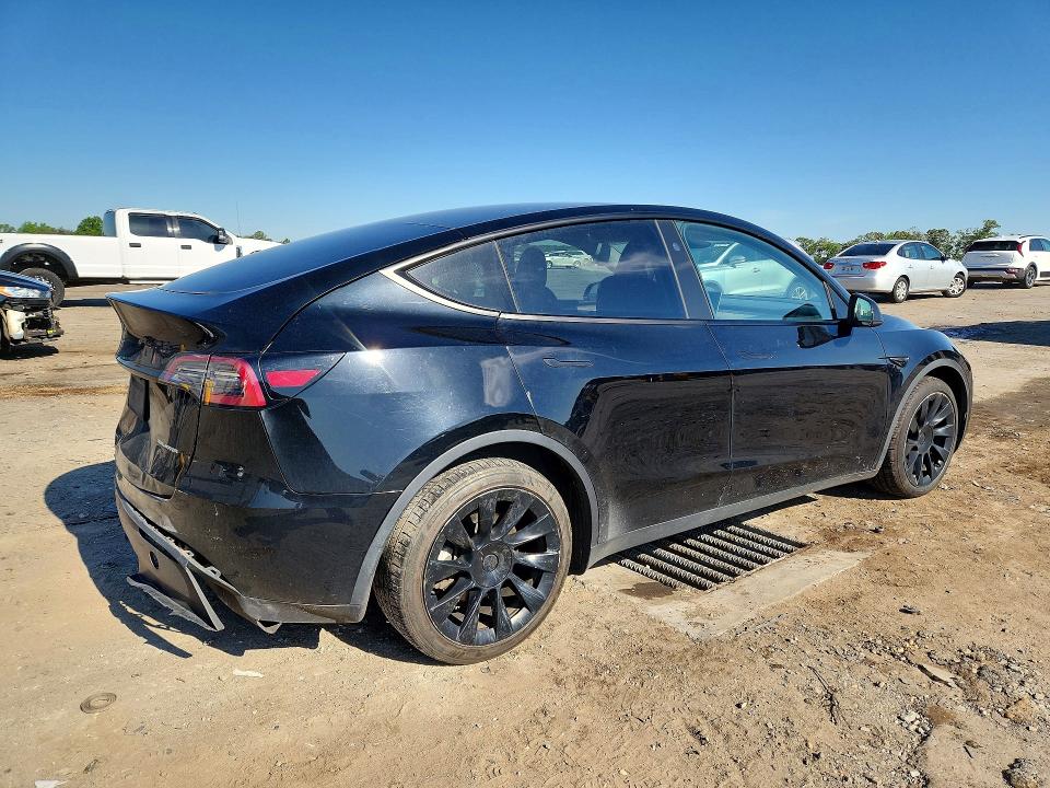 Продажа на аукционе авто 2023 Tesla Model Y, vin: 7SAYGAEE6PF924868, номер лота: 52263196
