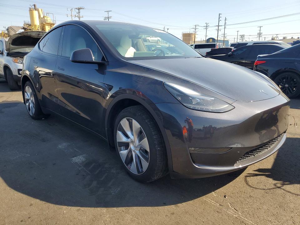 Продаж на аукціоні авто 2024 Tesla Model Y, vin: 7SAYGDEE0RA223647, номер лоту: 54631646