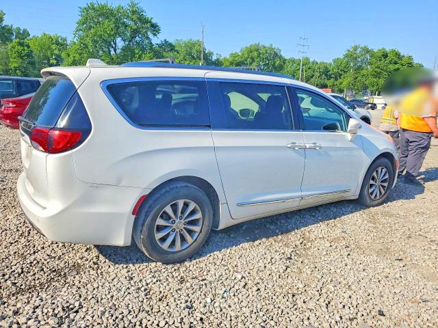 Продажа на аукционе авто 2018 Chrysler Pacifica, vin: 2C4RC1BG6JR332899, номер лота: 54077906