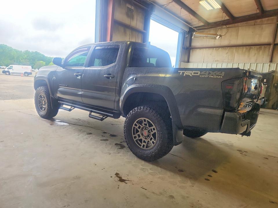 52332506 :رقم المزاد ، 3TMCZ5AN3LM330033 vin ، 2020 Toyota Tacoma مزاد بيع