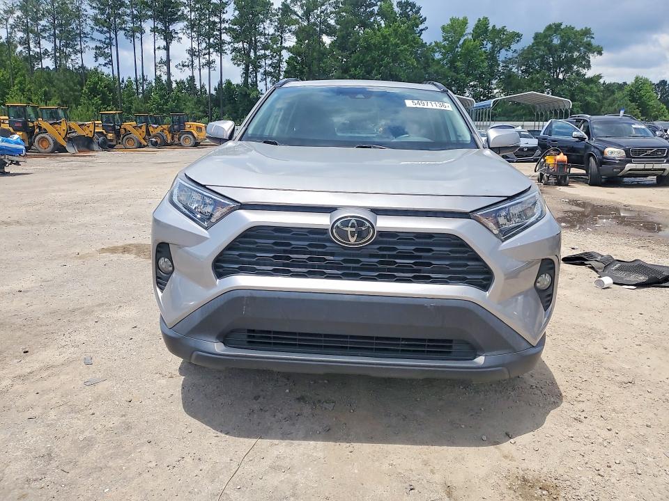 2021 Toyota Rav4 მანქანა იყიდება აუქციონზე, vin: 2T3A1RFVXMW143600, აუქციონის ნომერი: 54971136