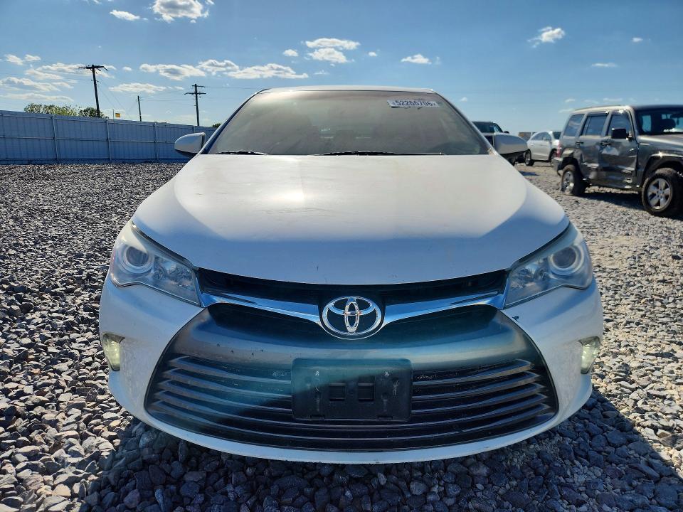 2017 Toyota Camry მანქანა იყიდება აუქციონზე, vin: 4T1BF1FK2HU774367, აუქციონის ნომერი: 52266706