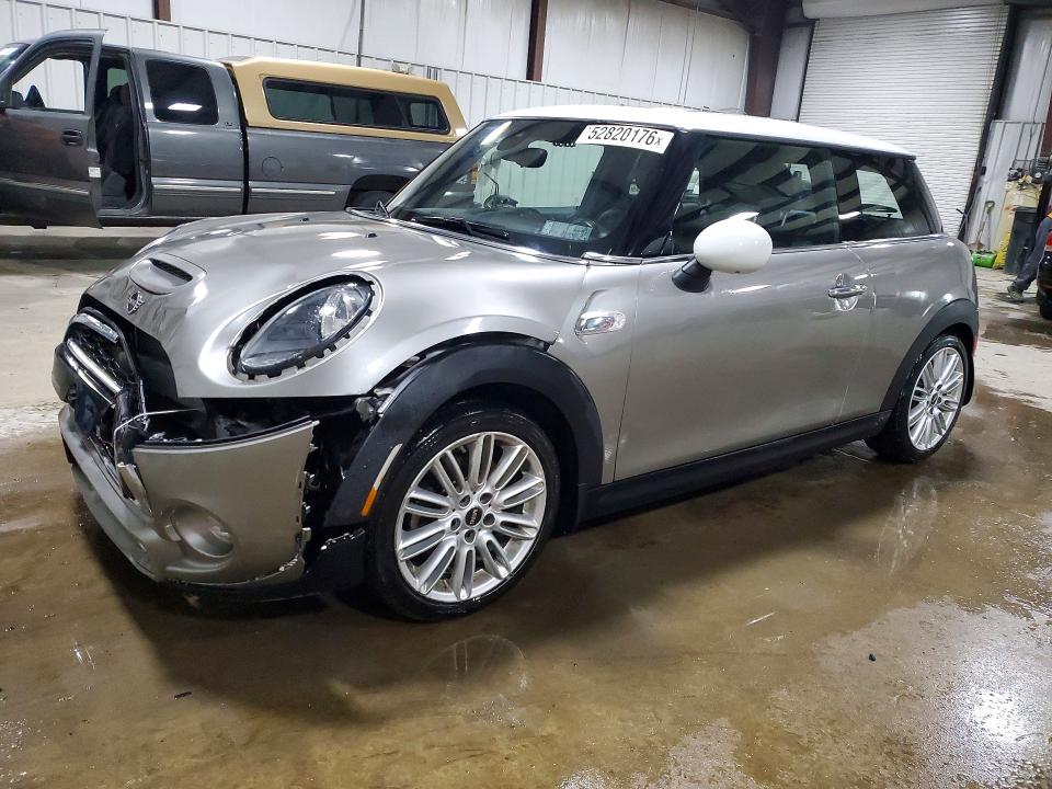 52820176 :رقم المزاد ، WMWXP7C59K2L25289 vin ، 2019 Mini Cooper مزاد بيع