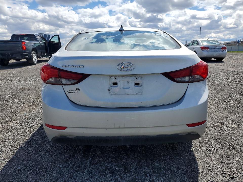 2015 Hyundai Elantra მანქანა იყიდება აუქციონზე, vin: 5NPDH4AE4FH559798, აუქციონის ნომერი: 51543166