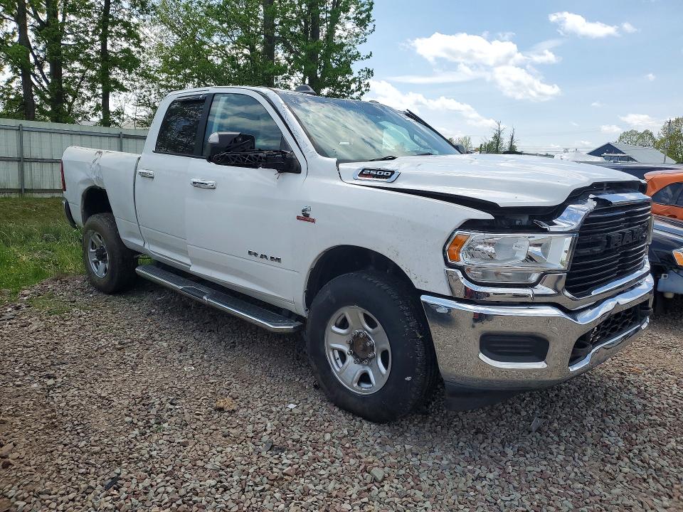 54441906 :رقم المزاد ، 3C6UR5DL5KG632037 vin ، 2019 Ram 2500 مزاد بيع