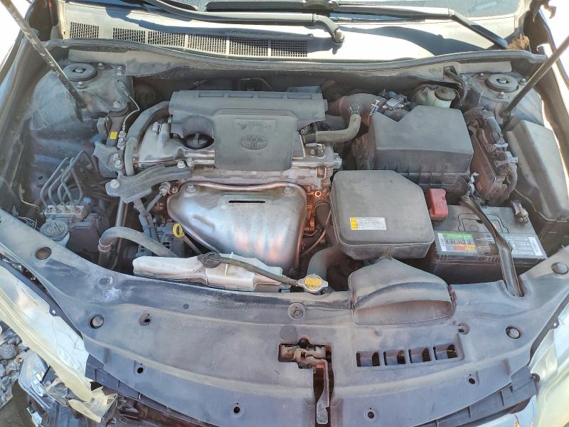 52938266 :رقم المزاد ، 4T1BF1FK8FU109812 vin ، 2015 Toyota Camry مزاد بيع