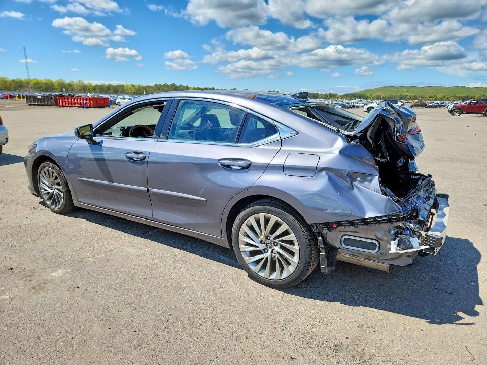 53706926 :رقم المزاد ، 58ABZ1B12KU021345 vin ، 2019 Lexus Es مزاد بيع