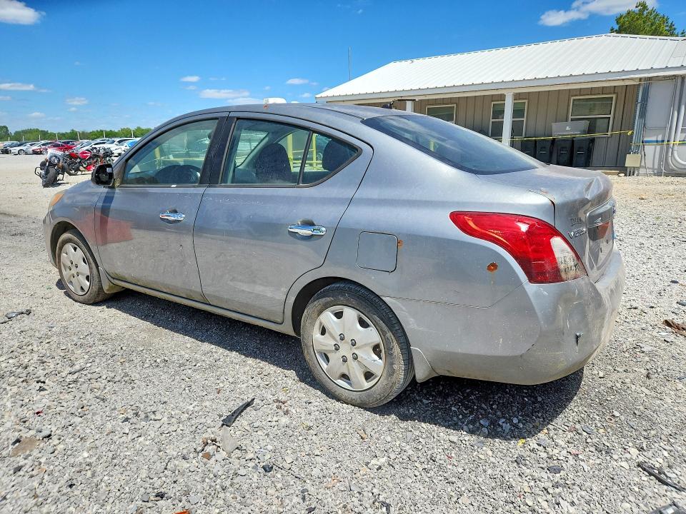 52893616 :رقم المزاد ، 3N1CN7AP7CL890283 vin ، 2012 Nissan Versa مزاد بيع