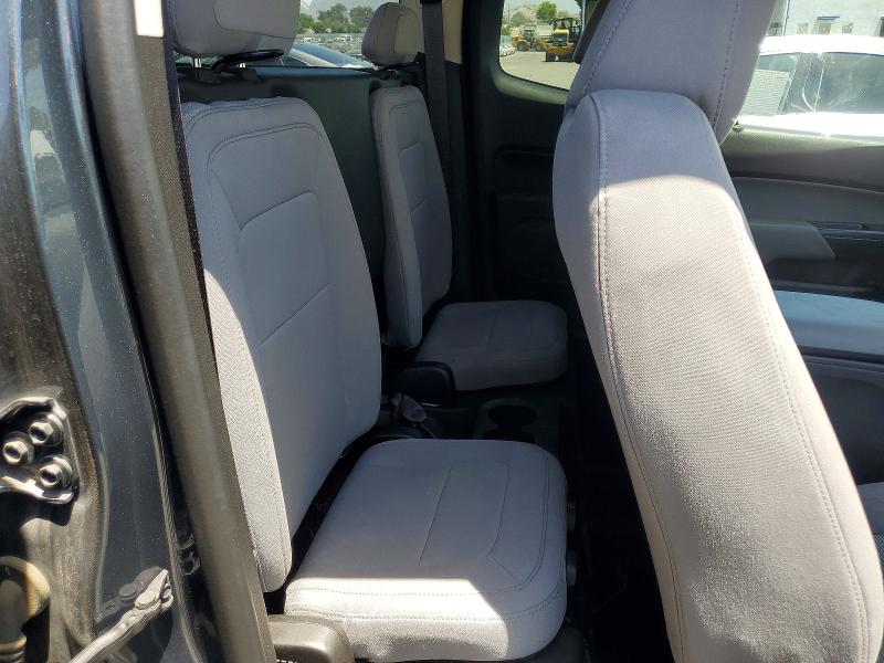 54472946 :رقم المزاد ، 1GCHSAEA8F1231722 vin ، 2015 Chevrolet Colorado مزاد بيع