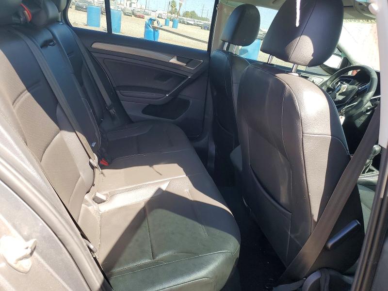 48167536 :رقم المزاد ، 3VWG57AU0MM000820 vin ، 2021 Volkswagen Golf مزاد بيع