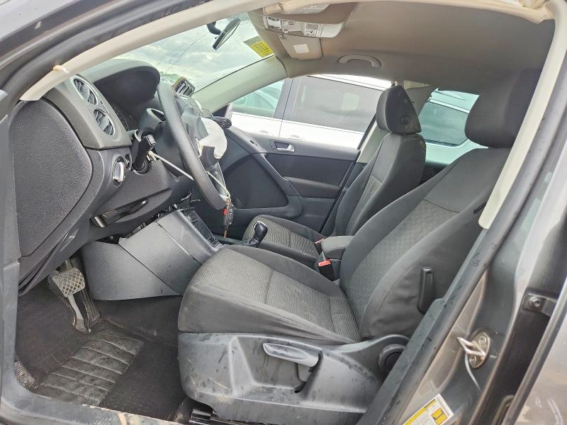 2012 Volkswagen Tiguan მანქანა იყიდება აუქციონზე, vin: WVGAV7AXXCW097733, აუქციონის ნომერი: 52152796