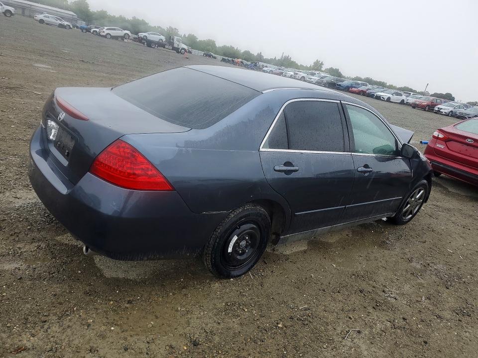 2007 Honda 600cc Eng მანქანა იყიდება აუქციონზე, vin: 1HGCM56417A172102, აუქციონის ნომერი: 52084296