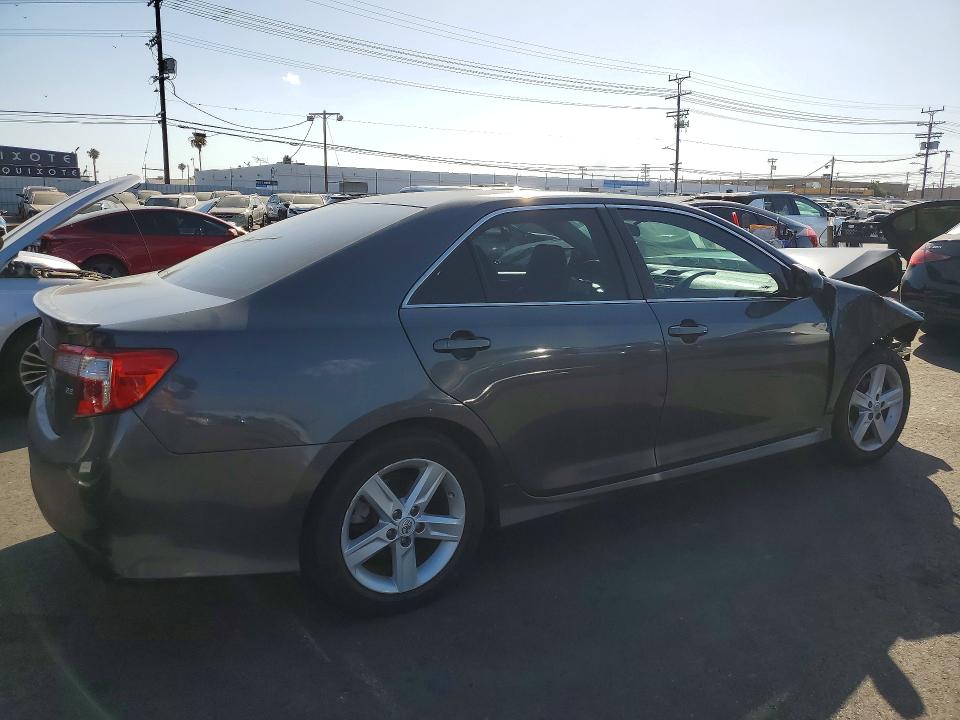54336806 :رقم المزاد ، 4T1BF1FK4CU053394 vin ، 2012 Toyota Camry مزاد بيع