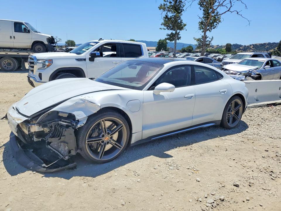 53996386 :رقم المزاد ، WP0AB2Y19LSA51600 vin ، 2020 Porsche Taycan مزاد بيع