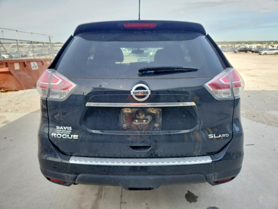 2015 Nissan Rogue მანქანა იყიდება აუქციონზე, vin: 5N1AT2MV2FC823268, აუქციონის ნომერი: 52333816