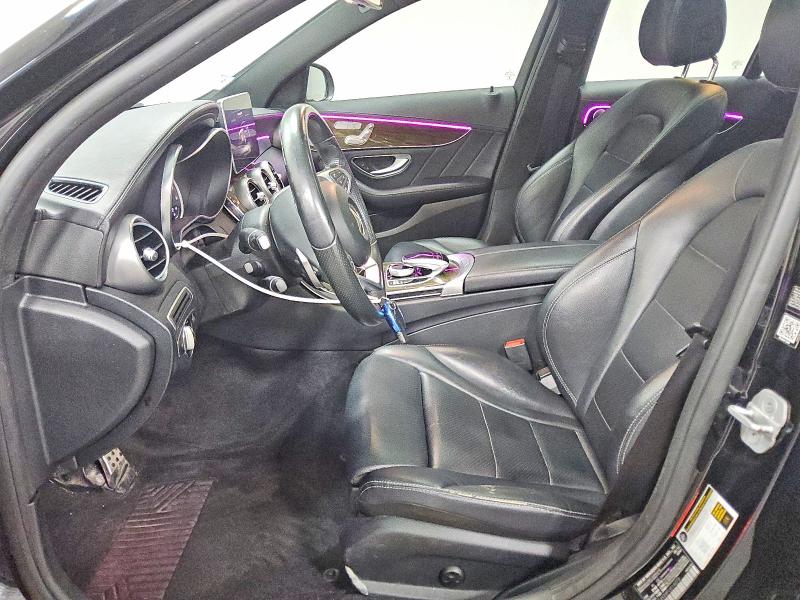 51430996 :رقم المزاد ، 55SWF4KB8FU014073 vin ، 2015 Mercedes-benz C مزاد بيع