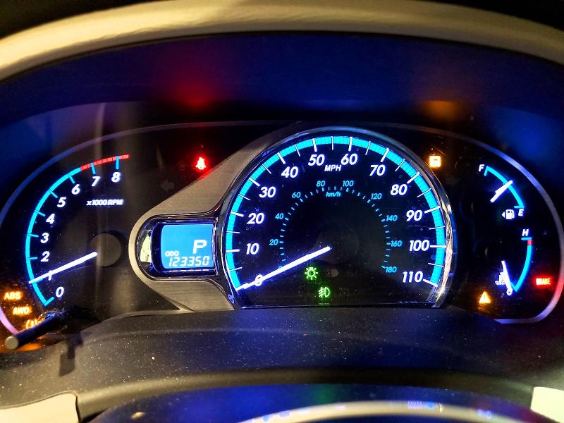 2011 Toyota Sienna მანქანა იყიდება აუქციონზე, vin: 5TDDK3DC3BS010555, აუქციონის ნომერი: 53637896