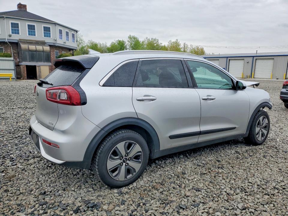 Продаж на аукціоні авто 2018 Kia Niro, vin: KNDCB3LC4J5161874, номер лоту: 53215676