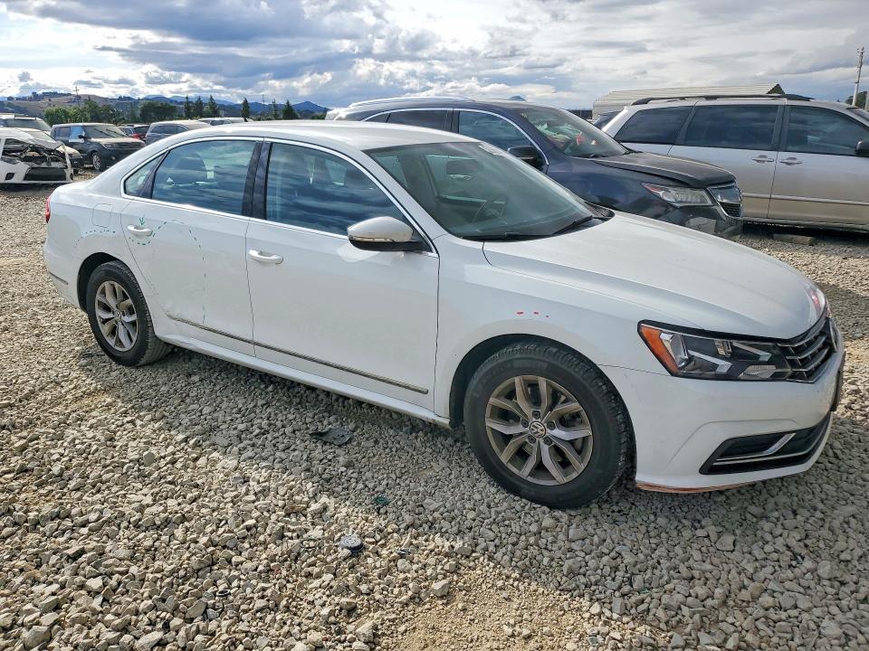 Продажа на аукционе авто 2016 Volkswagen Passat, vin: 1VWAT7A37GC051451, номер лота: 52369046