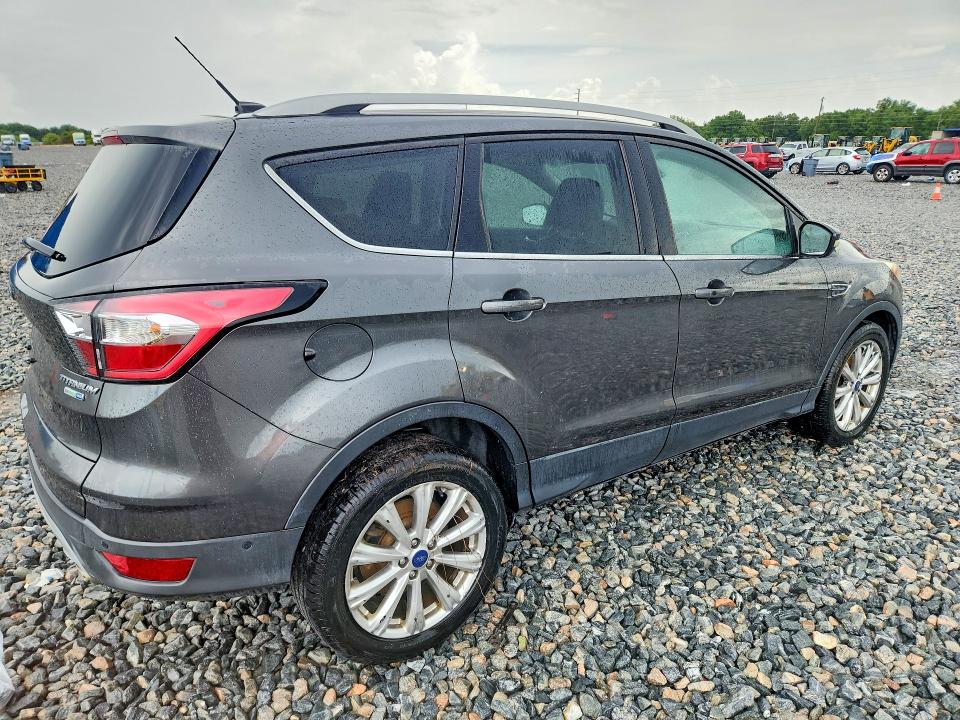 Продаж на аукціоні авто 2017 Ford Escape, vin: 1FMCU9JD6HUE73604, номер лоту: 55138376