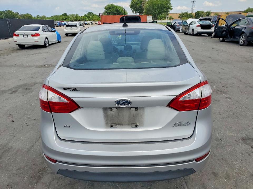 2015 Ford Fiesta მანქანა იყიდება აუქციონზე, vin: 3FADP4BJ7FM171351, აუქციონის ნომერი: 52867496