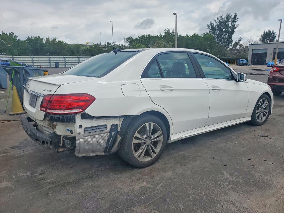 Продажа на аукционе авто 2016 Mercedes-benz E, vin: WDDHF9HB5GB204163, номер лота: 51946406