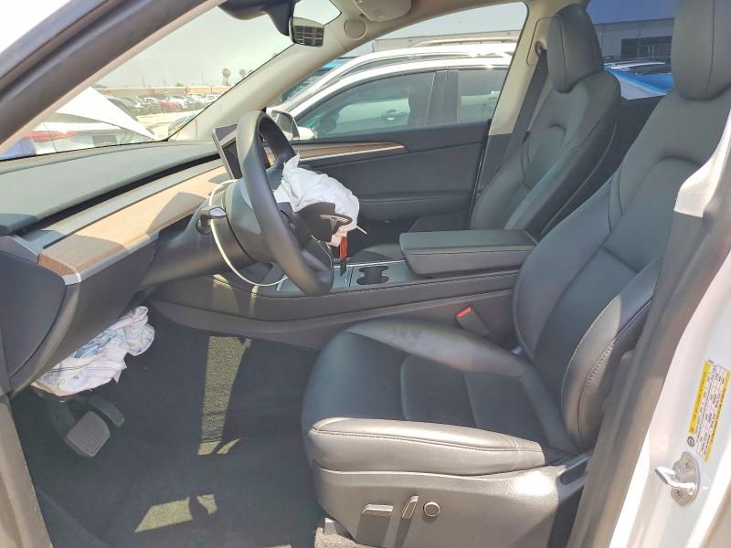 52940516 :رقم المزاد ، 7SAYGDEE2PF844212 vin ، 2023 Tesla Model Y مزاد بيع