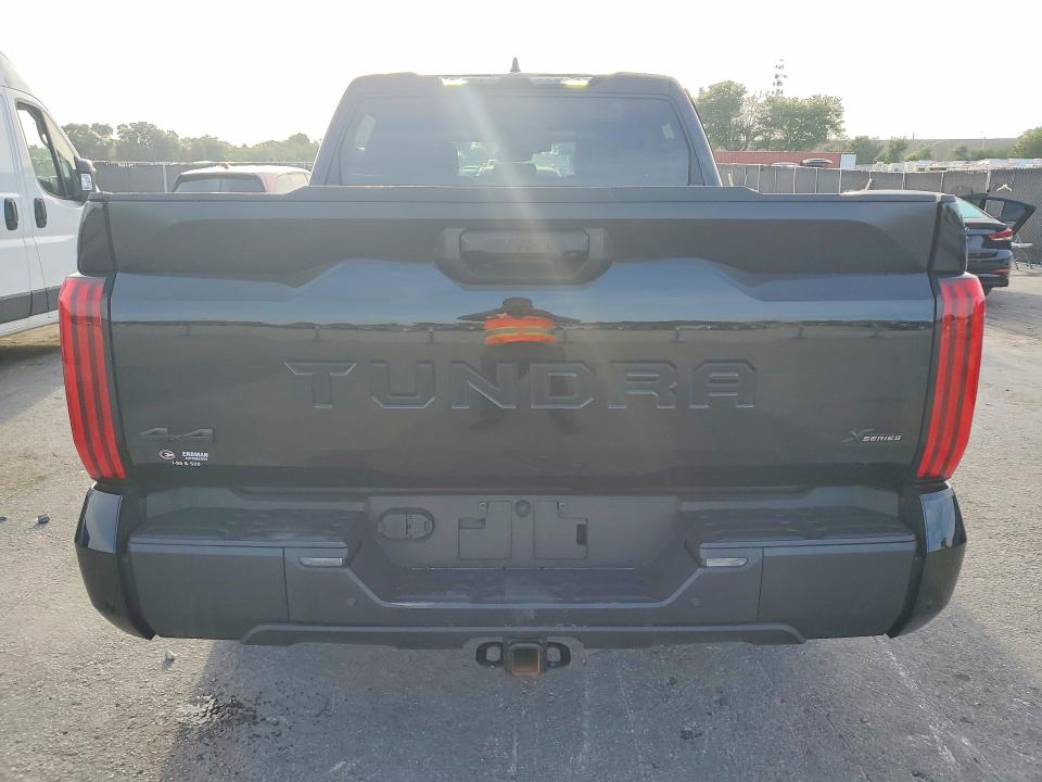 52653336 :رقم المزاد ، 5TFLA5DB2NX053946 vin ، 2022 Toyota Tundra مزاد بيع