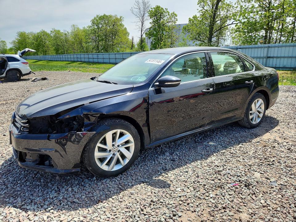 54151146 :رقم المزاد ، 1VWBA7A34JC002662 vin ، 2018 Volkswagen Passat مزاد بيع